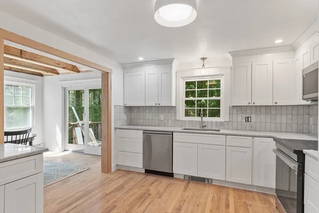 $679,900 | 18 Sargent Road, Bolton, MA 01740