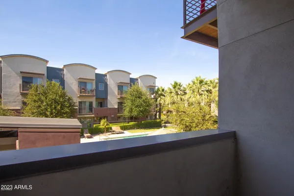 $2,095 | 525 West Lakeside Drive, Unit 133, Tempe, AZ 85281