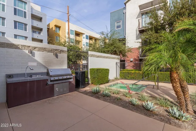 $2,295 | 525 West Lakeside Drive, Unit 133, Tempe, AZ 85281