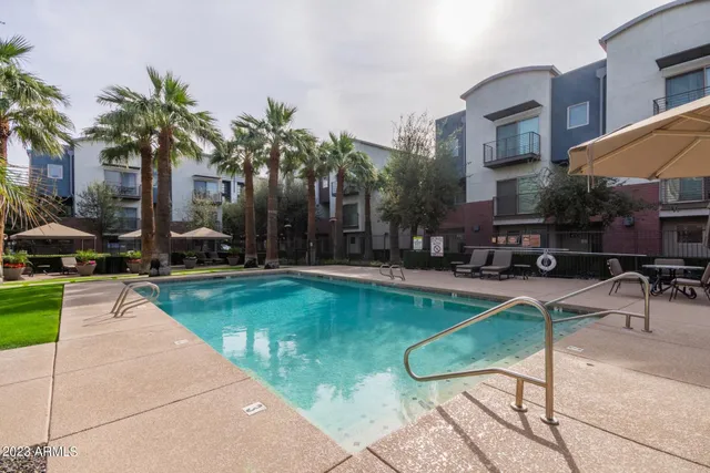 $2,295 | 525 West Lakeside Drive, Unit 133, Tempe, AZ 85281