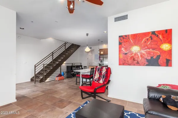 $2,095 | 525 West Lakeside Drive, Unit 133, Tempe, AZ 85281