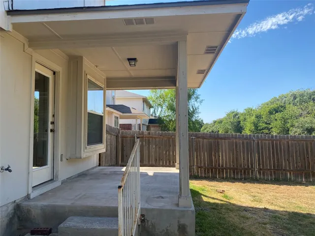 $2,200 | 501 Grey Feather Court, Round Rock, TX 78665