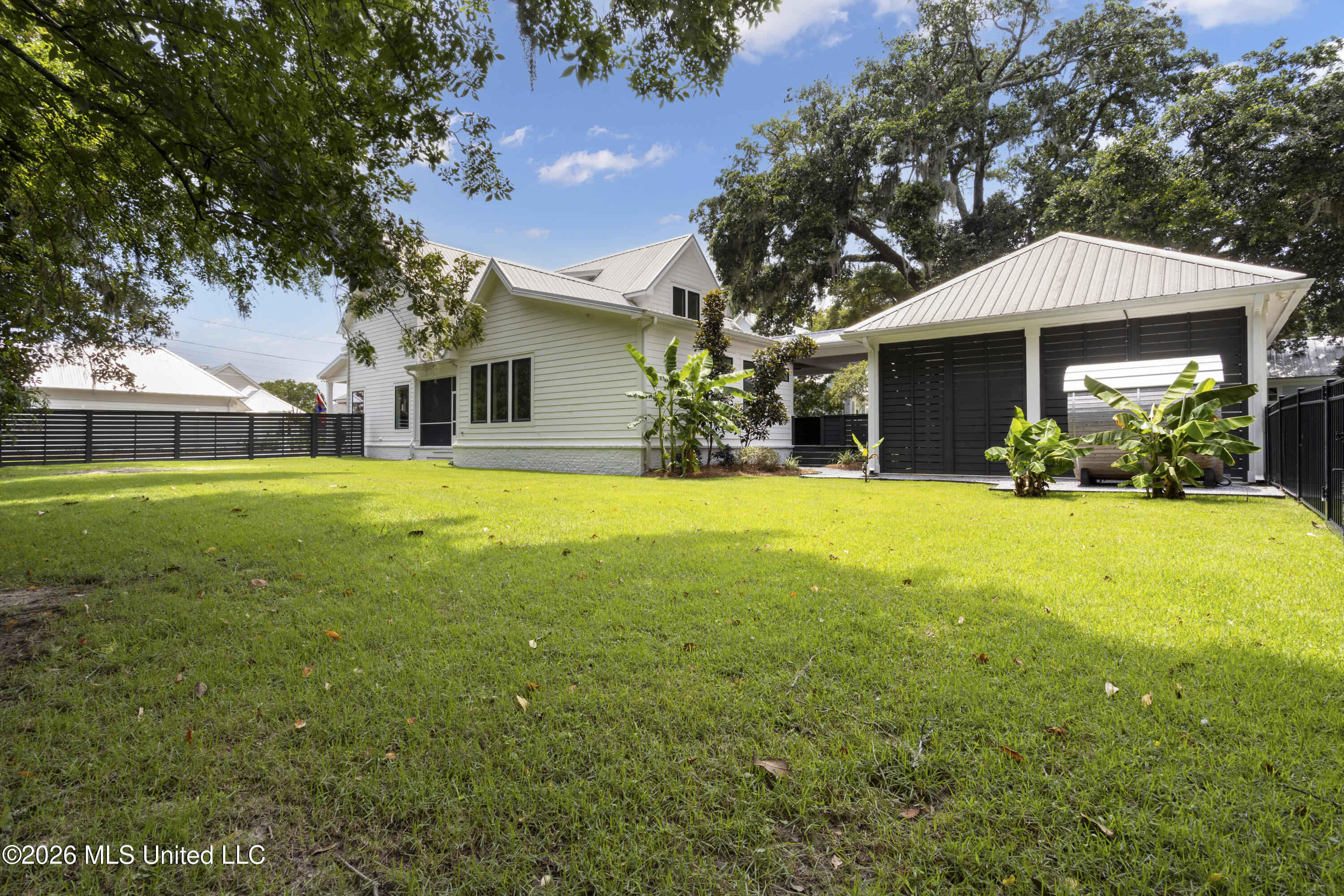 305 Beach Hill Road Ocean Springs, MS 39564 - Photo 51 of 63 Backyard