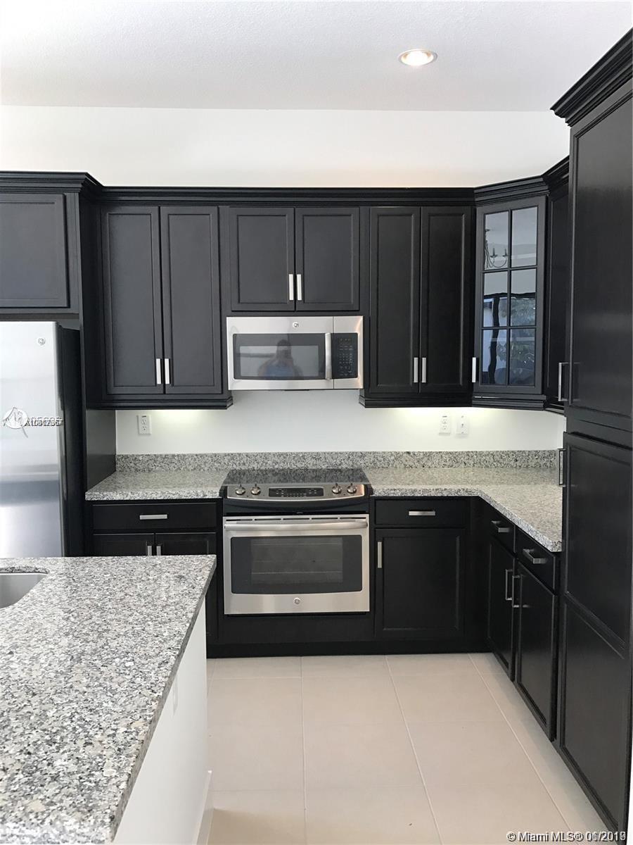 3322 West 97th Street, Unit 3322 Hialeah, FL 33018 - Photo 5 of 22