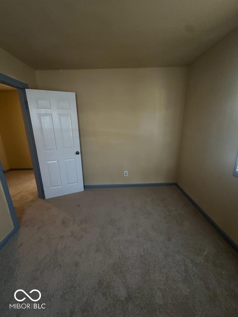 2839 Eastern Avenue Indianapolis, IN 46218 - Photo 13 of 15