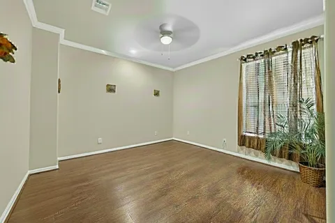 $435,000 | 6906 Mcwilliams Drive, Houston, TX 77091