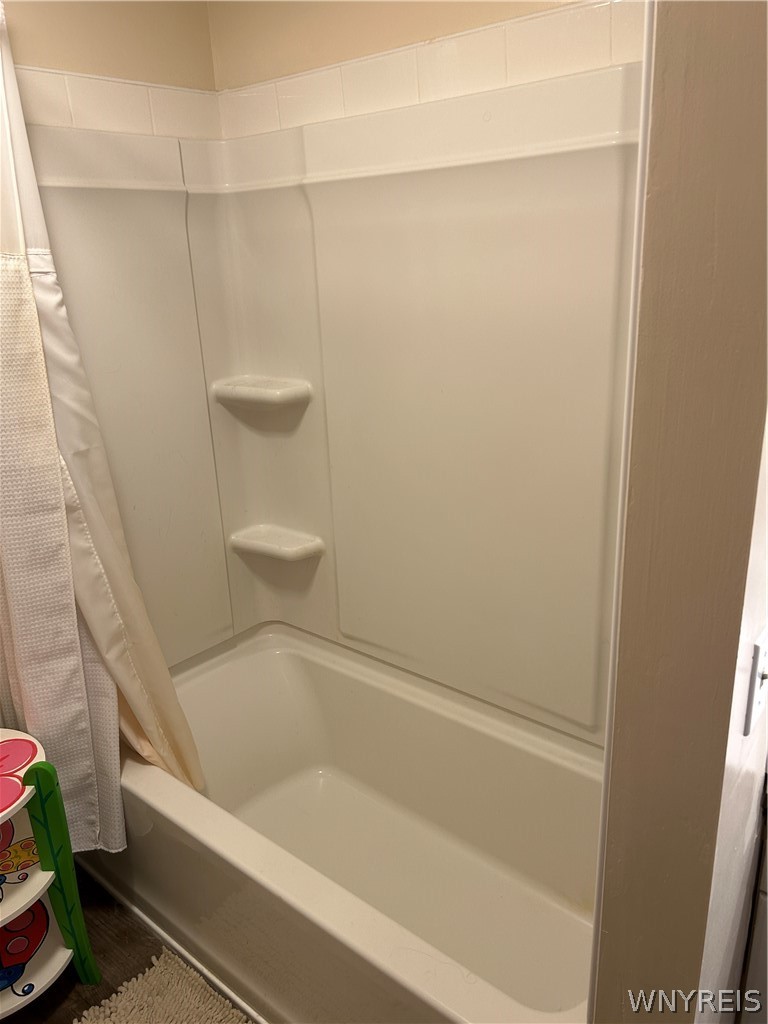 307 Cayuga Road Amherst, NY 14221 - Photo 14 of 26