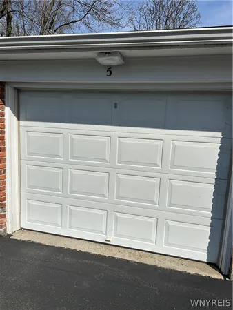 $1,600 | 307 Cayuga Road, Amherst, NY 14221