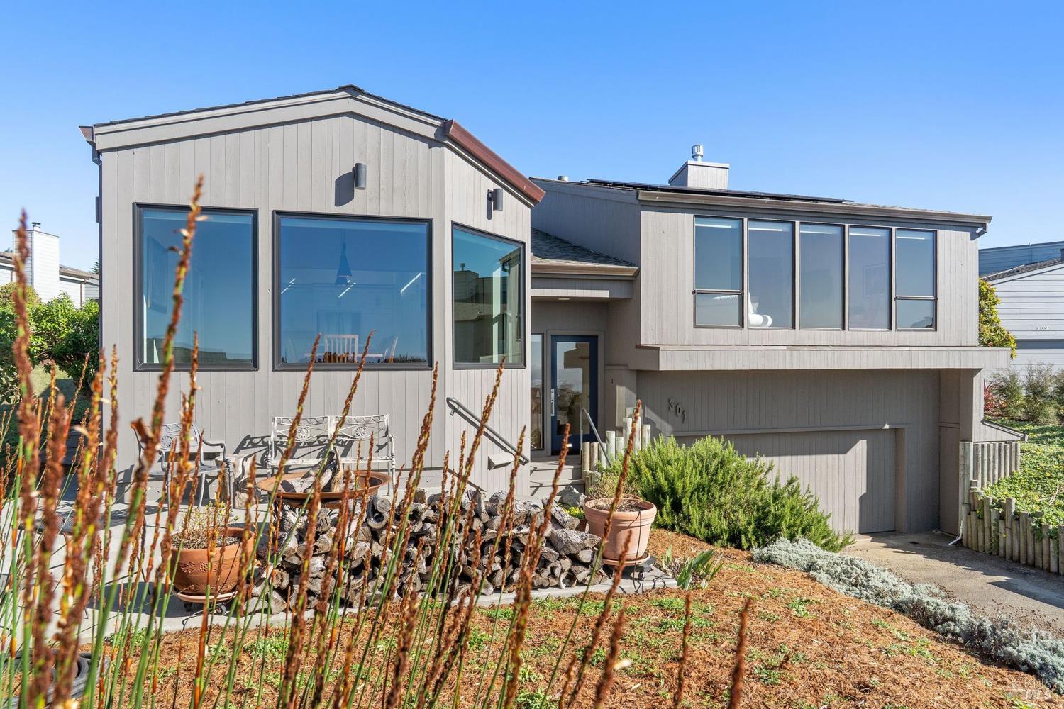 301 Sanderling Court Bodega Bay, CA 94923 - Photo 7 of 49