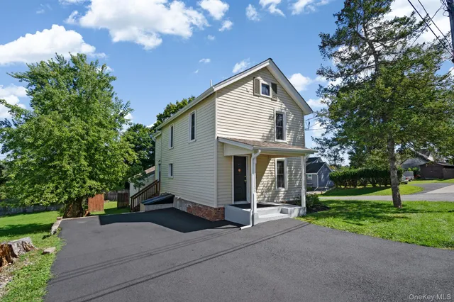 $374,999 | 1 2nd Street, Walden, NY 12586