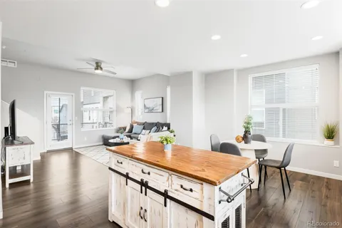 $465,000 | 8855 East 55th Avenue, Denver, CO 80238