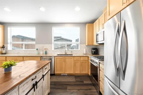 $465,000 | 8855 East 55th Avenue, Denver, CO 80238