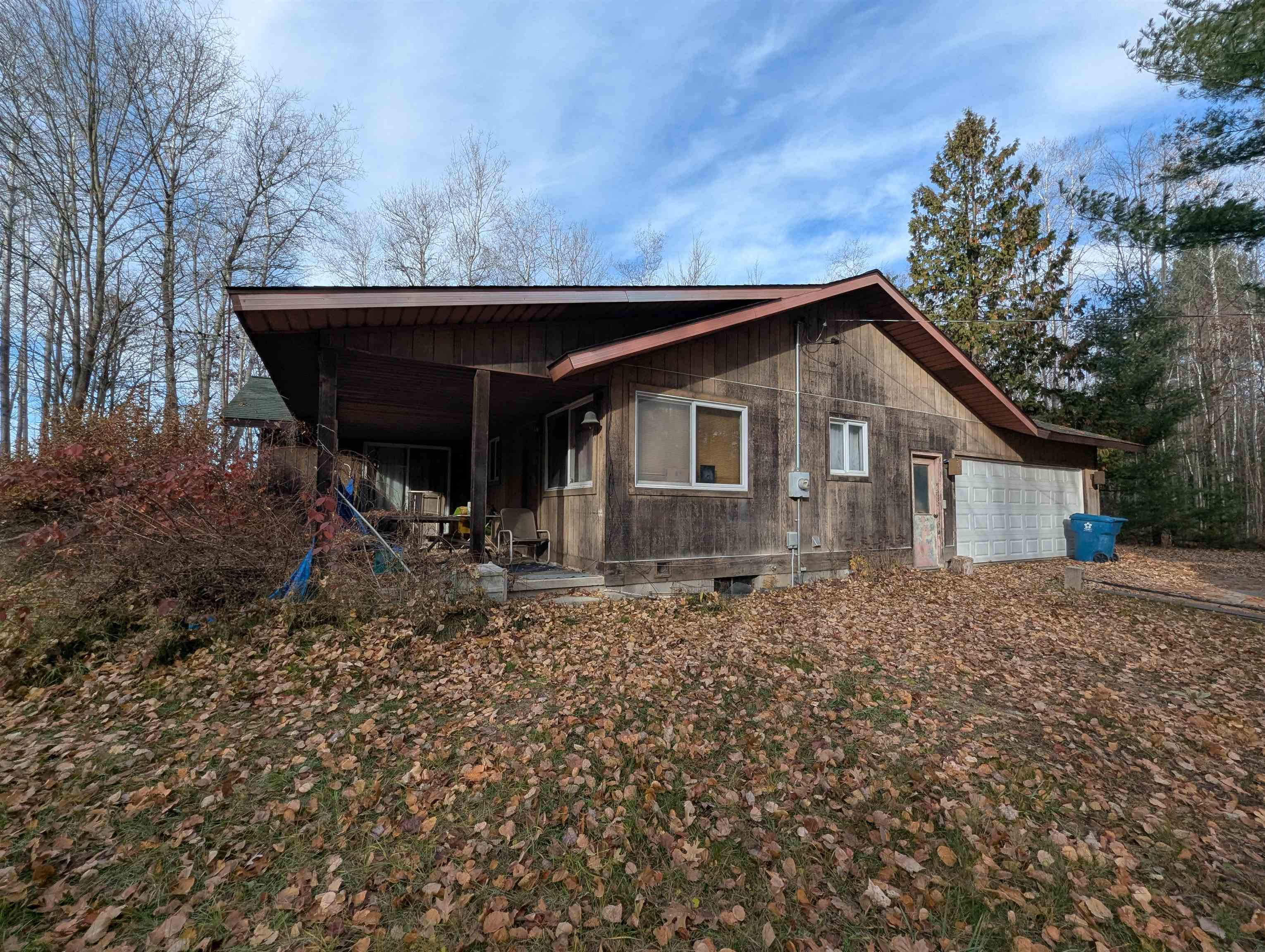 3895 Ellison Road Standish, MI 48658 - Photo 2 of 17 1940866-9abbb4dc-975d-42d6-9dc1-44e0a9978f8d.JPG