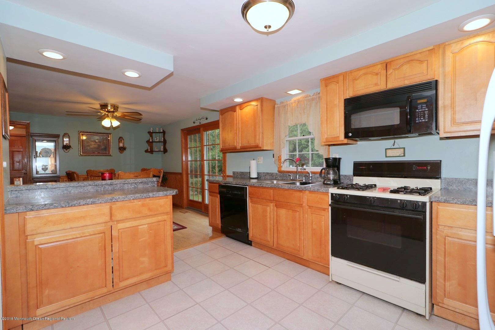 69 Miller Road Howell, NJ 07731 - Photo 25 of 58 IMG_1610_HDR