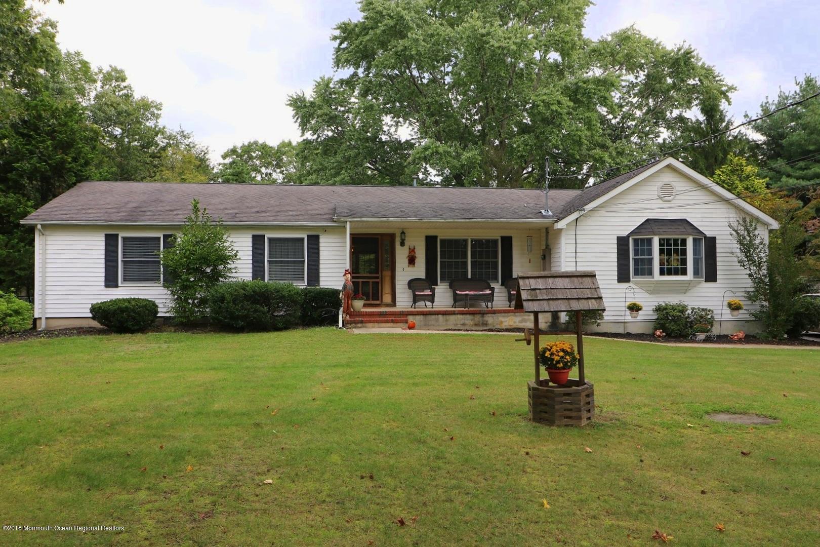 69 Miller Road Howell, NJ 07731 - Photo 4 of 58 IMG_1553_HDR
