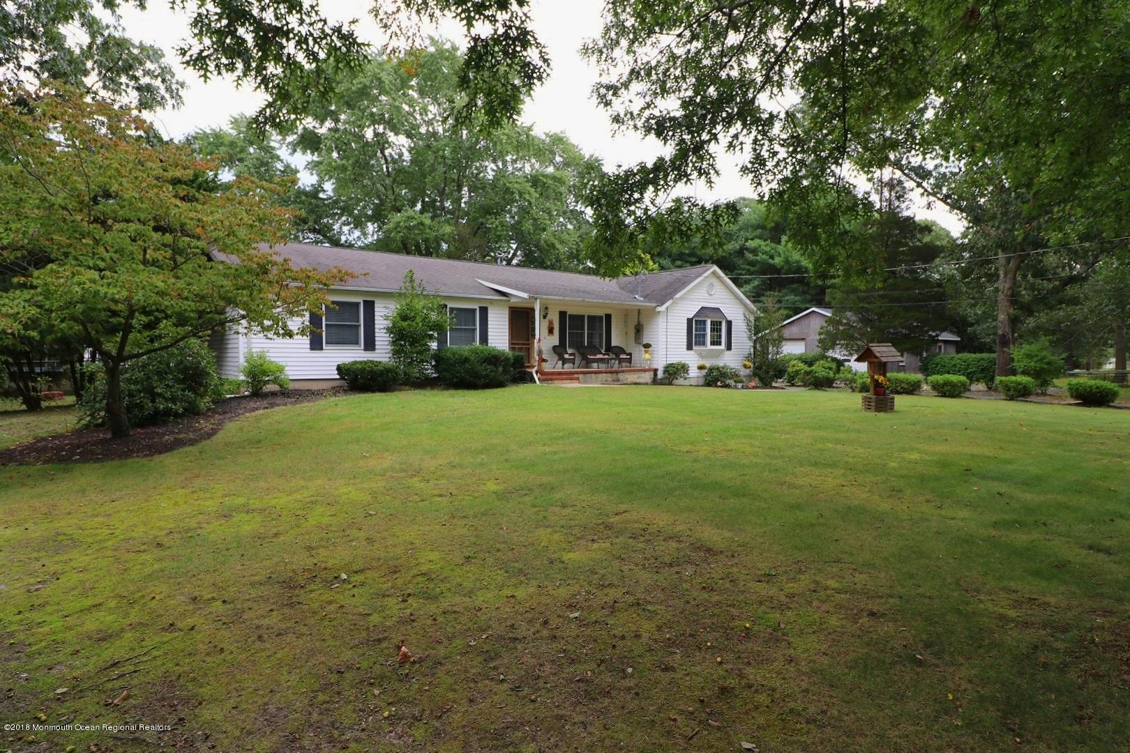 69 Miller Road Howell, NJ 07731 - Photo 5 of 58 IMG_1559_HDR