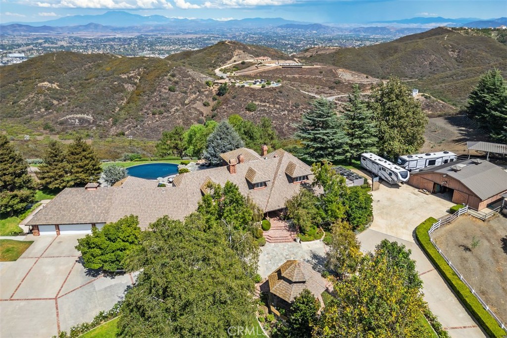27777 Sycamore Mesa Road Temecula, CA 92590 - Photo 8 of 72 Breathtaking lush mature trees throughout