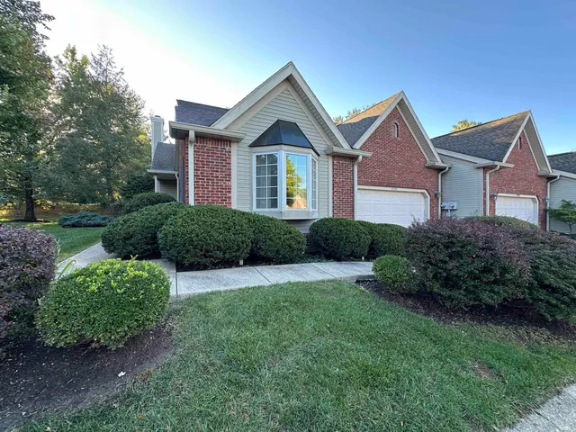 $359,000 | 3225 South Coppertree Drive, Bloomington, IN 47401