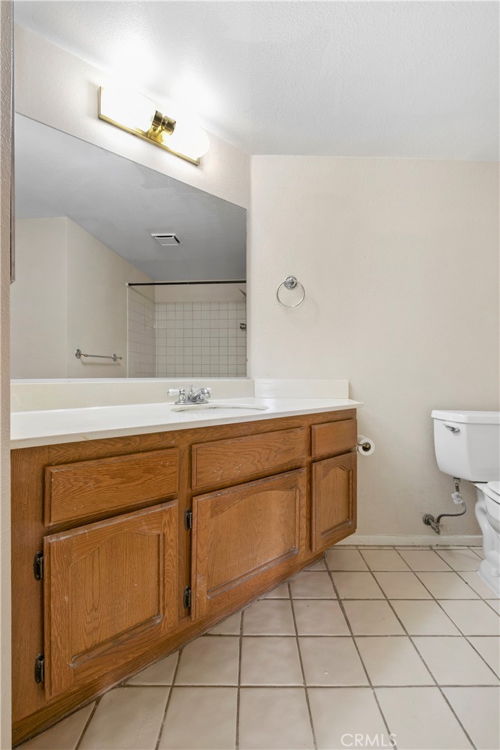 1703 South Tara Ridge Court Colton, CA 92324 - Photo 18 of 59