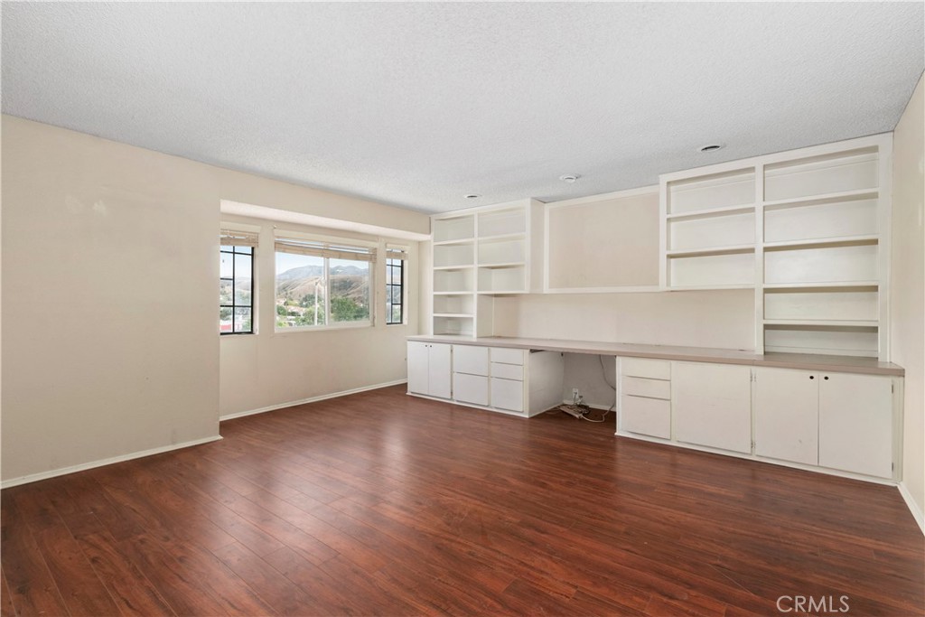 1703 South Tara Ridge Court Colton, CA 92324 - Photo 28 of 59