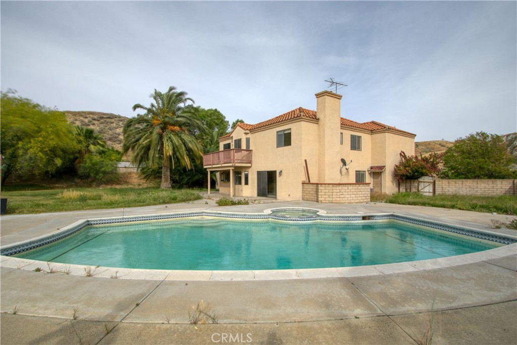 1703 South Tara Ridge Court Colton, CA 92324 - Photo 3 of 59