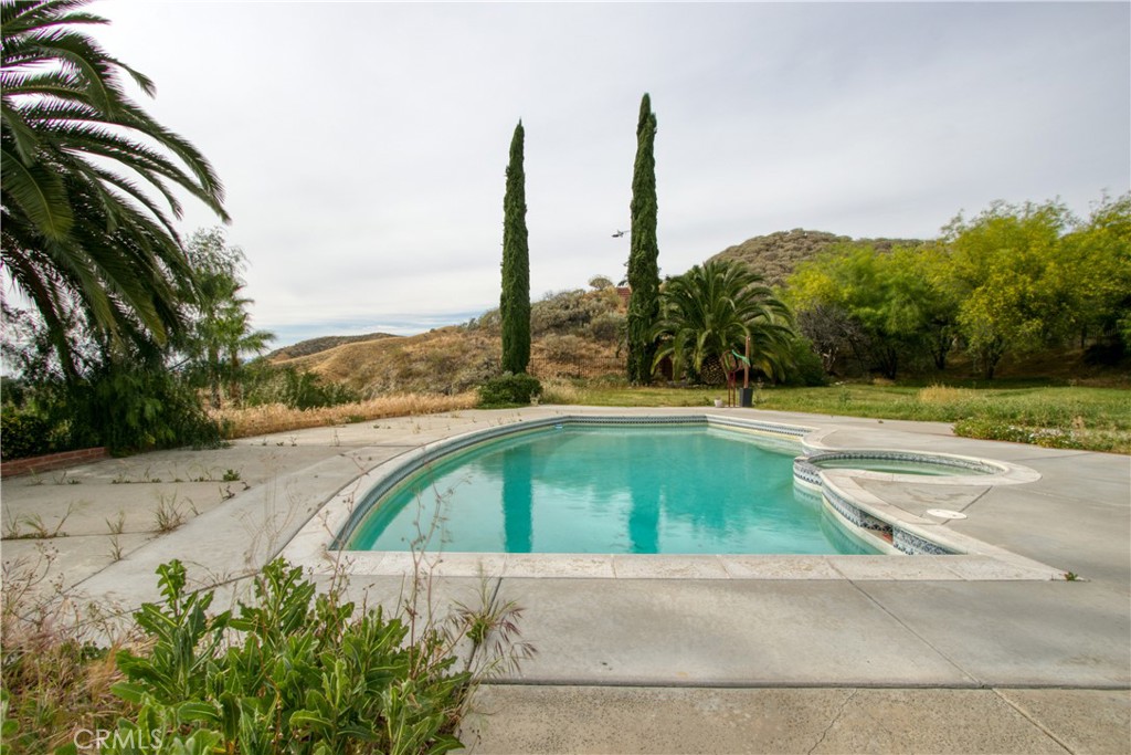 1703 South Tara Ridge Court Colton, CA 92324 - Photo 34 of 59