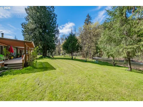 $680,000 | 42927 Island Inn Drive, Lebanon, OR 97355