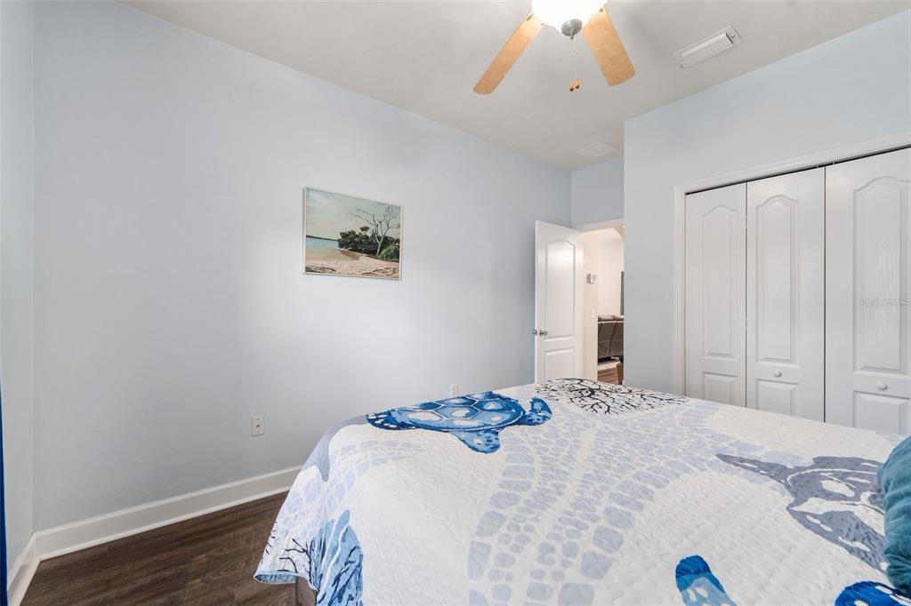 9047 Southwest 76th Avenue Gainesville, FL 32608 - Photo 27 of 38
