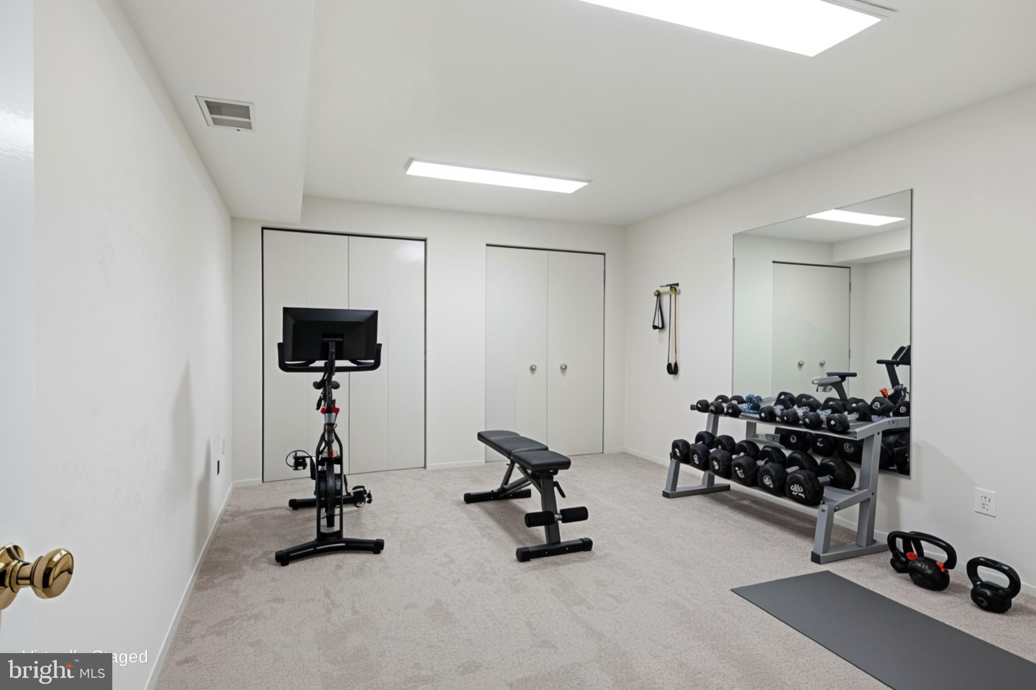 8615 Aqueduct Road Potomac, MD 20854 - Photo 4 of 4