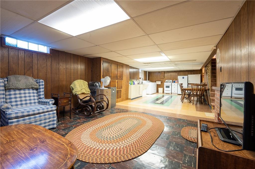 201 Frye Farm Road Greensburg, PA 15601 - Photo 17 of 24 Gallery Image 17