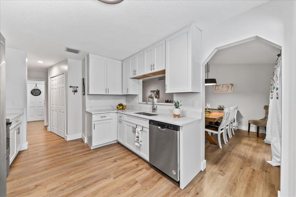 5907 Raintree Trail Fort Pierce, FL 34982 - Photo 9 of 27 09-untitled-12