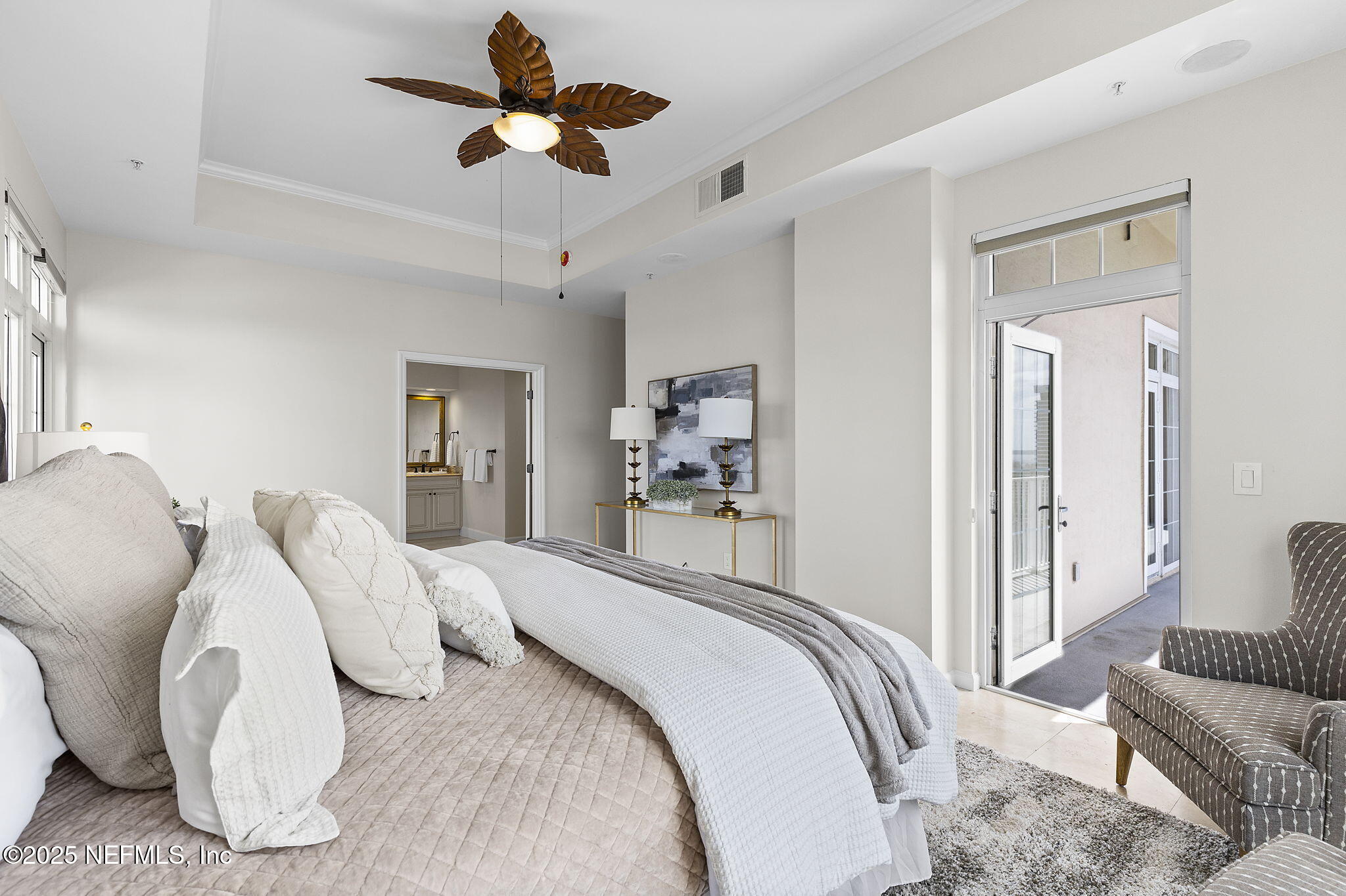 400 East Bay Street, Unit PH8 Jacksonville, FL 32202 - Photo 21 of 47 28-web-or-mls-4M9A8851