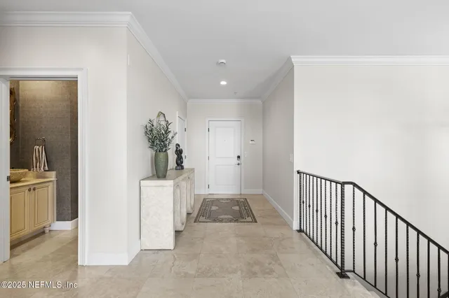 $1,085,000 | 400 East Bay Street, Unit PH8, Jacksonville, FL 32202