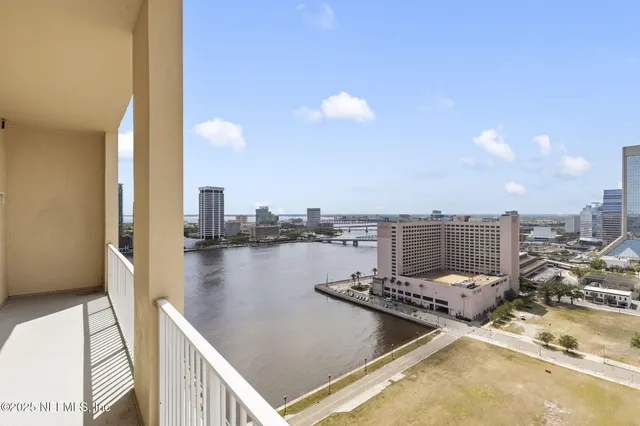 $1,085,000 | 400 East Bay Street, Unit PH8, Jacksonville, FL 32202