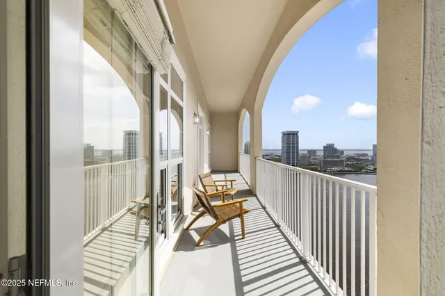 $1,085,000 | 400 East Bay Street, Unit PH8, Jacksonville, FL 32202