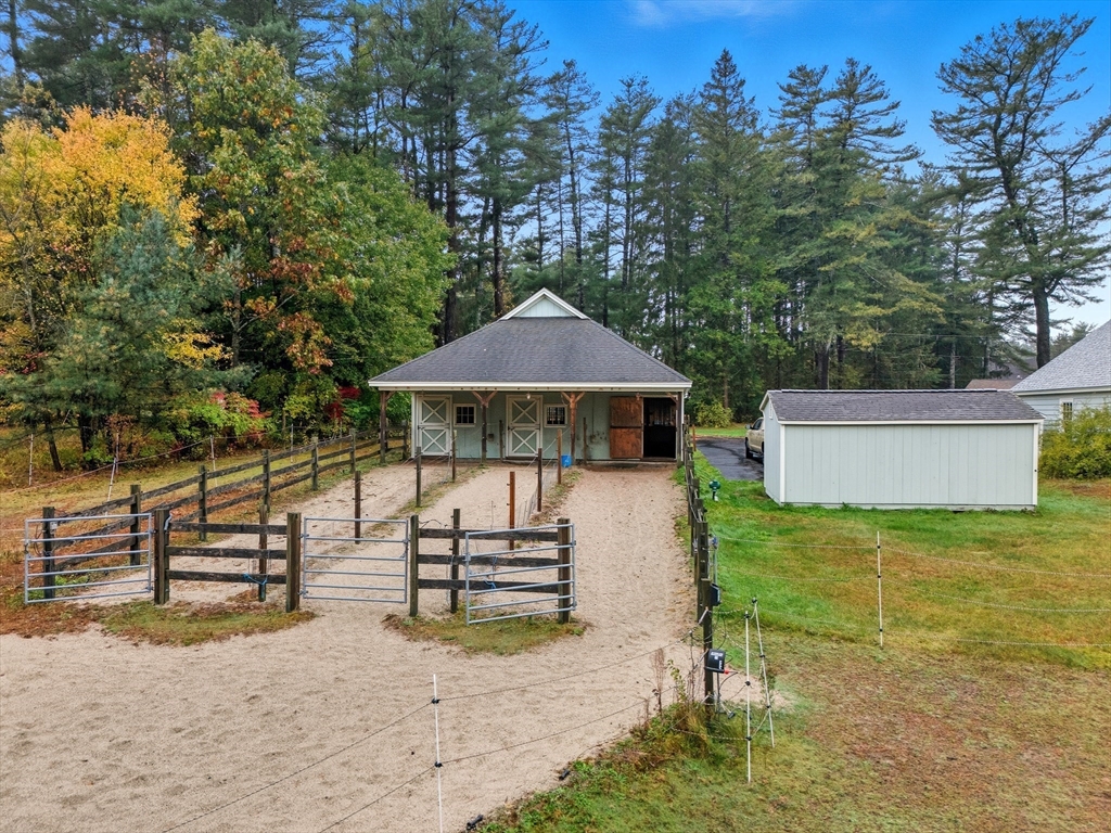 295 Vaughn Hill Road Bolton, MA 01740 - Photo 6 of 32