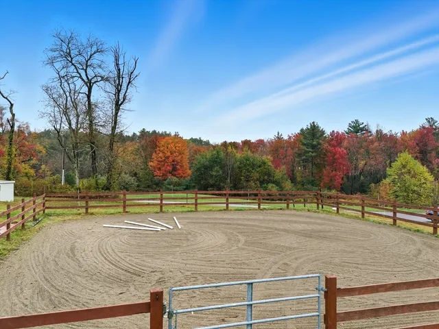 $970,000 | 295 Vaughn Hill Road, Bolton, MA 01740