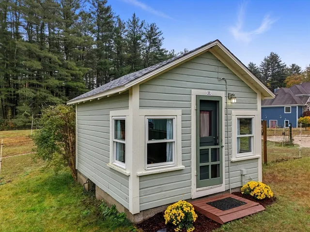 $970,000 | 295 Vaughn Hill Road, Bolton, MA 01740