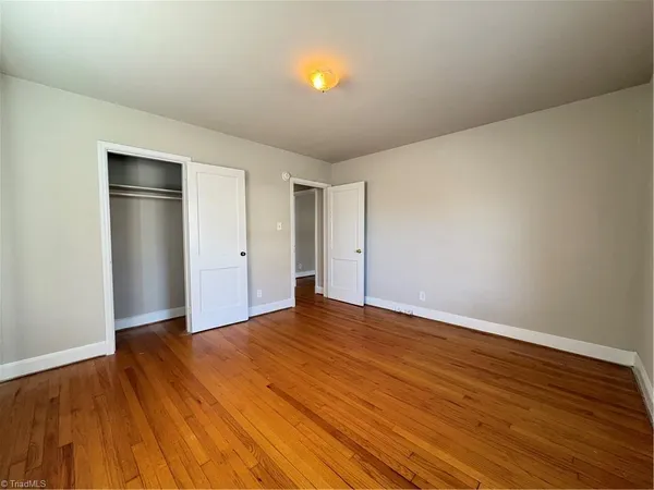 $1,249 | 1915 Walker Avenue, Greensboro, NC 27403