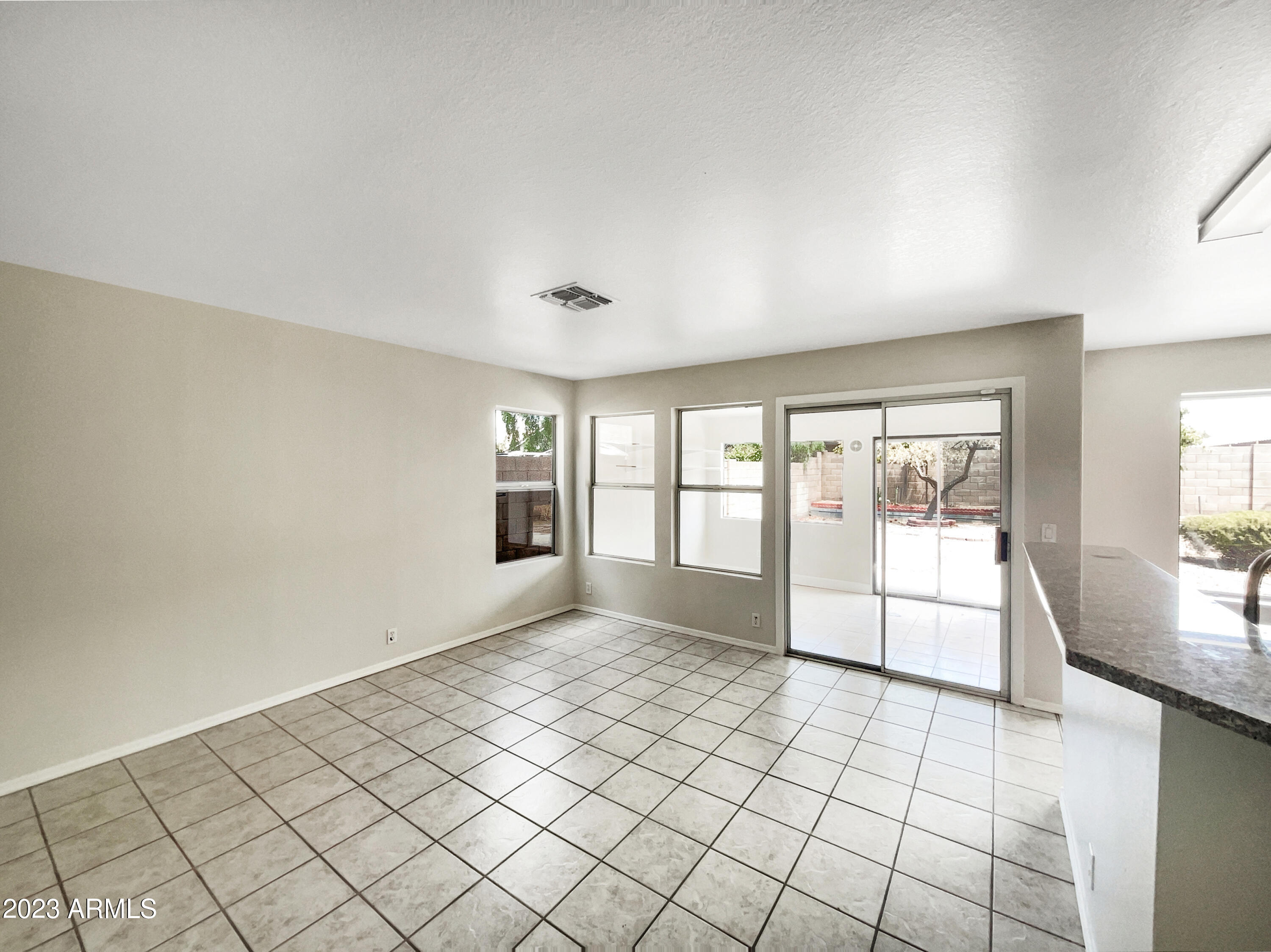 4136 West Charter Oak Road Phoenix, AZ 85029 - Photo 14 of 35 photo_10