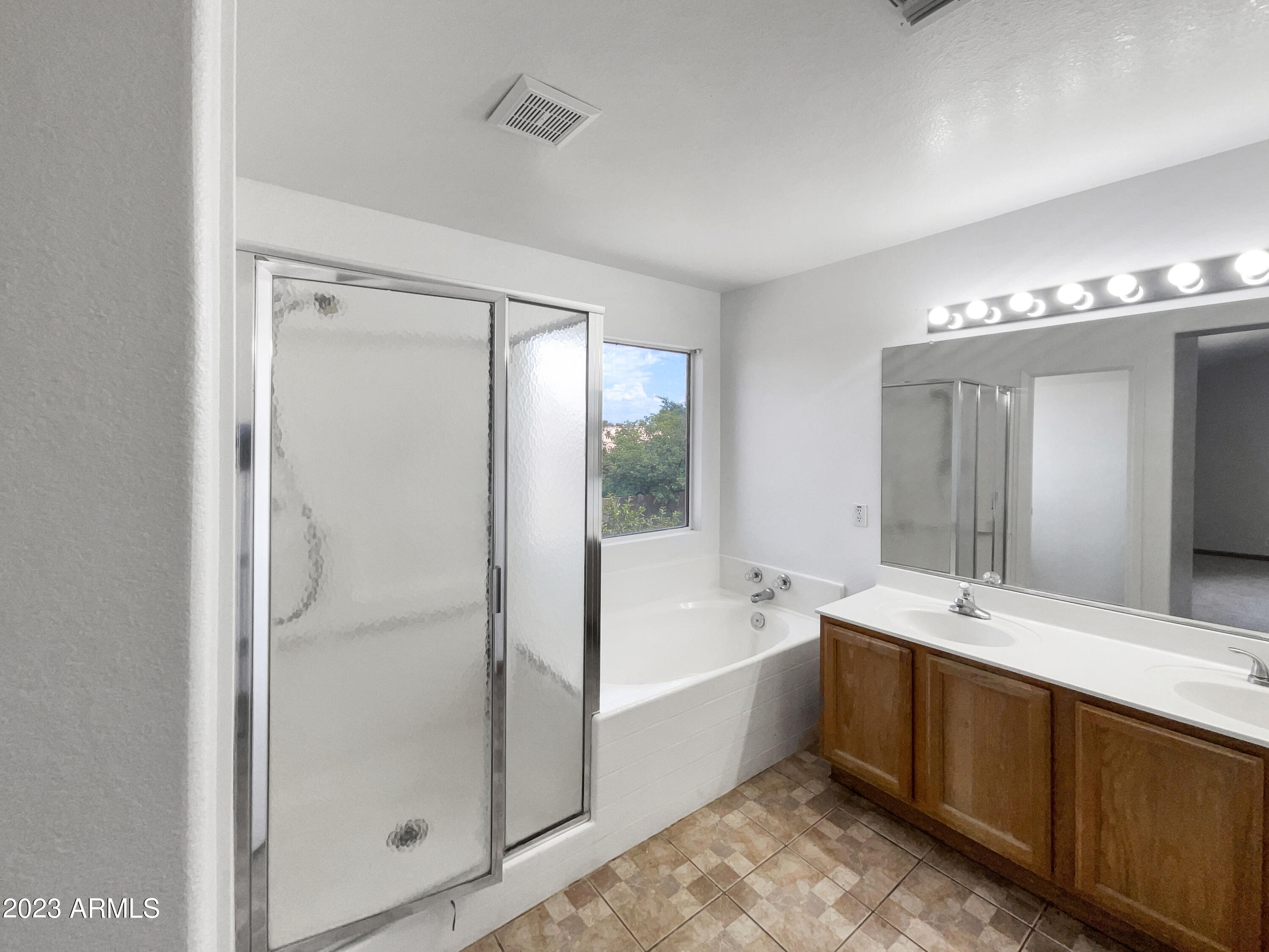 4136 West Charter Oak Road Phoenix, AZ 85029 - Photo 19 of 35 photo_15