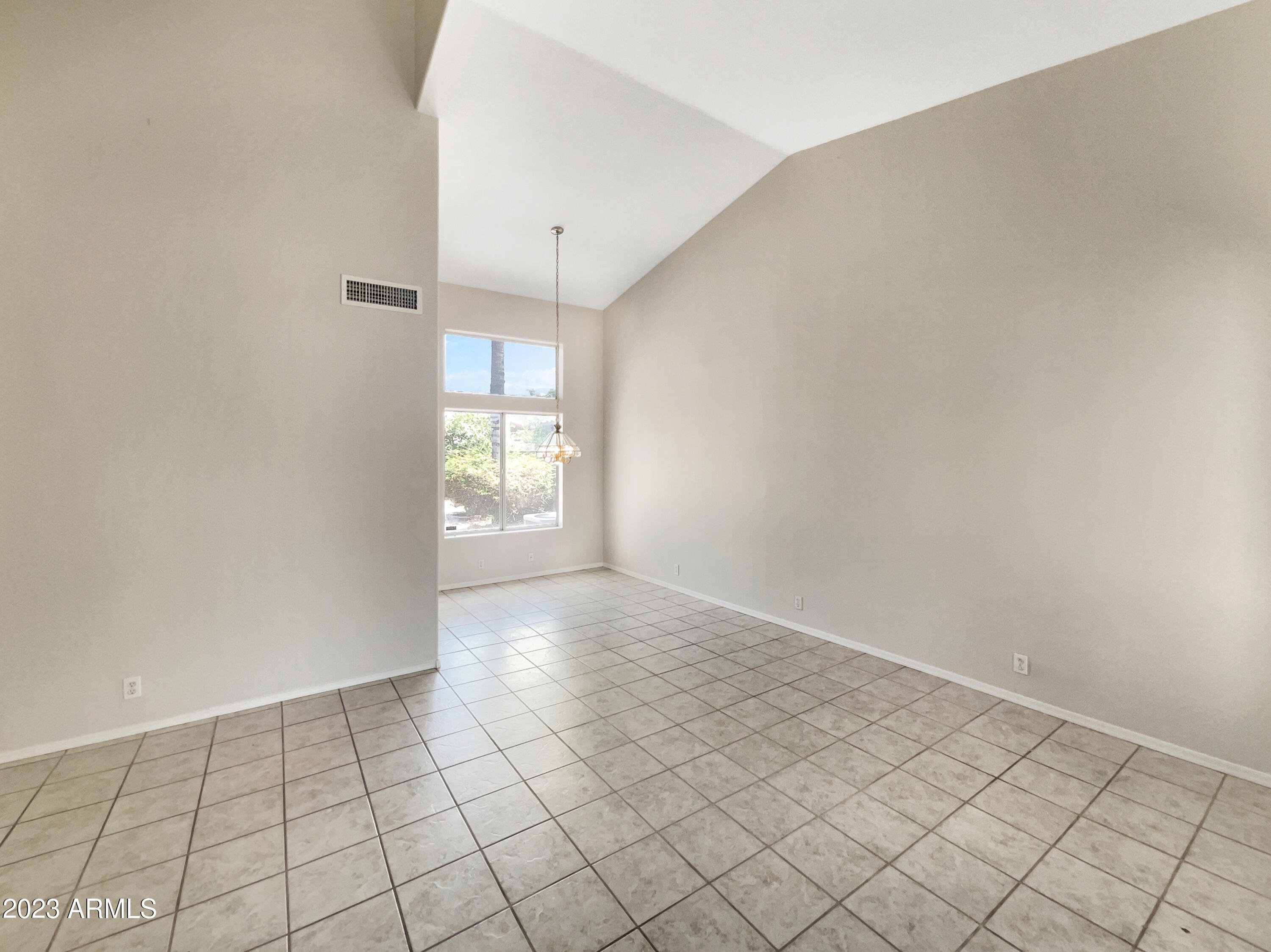 4136 West Charter Oak Road Phoenix, AZ 85029 - Photo 31 of 35 photo_29