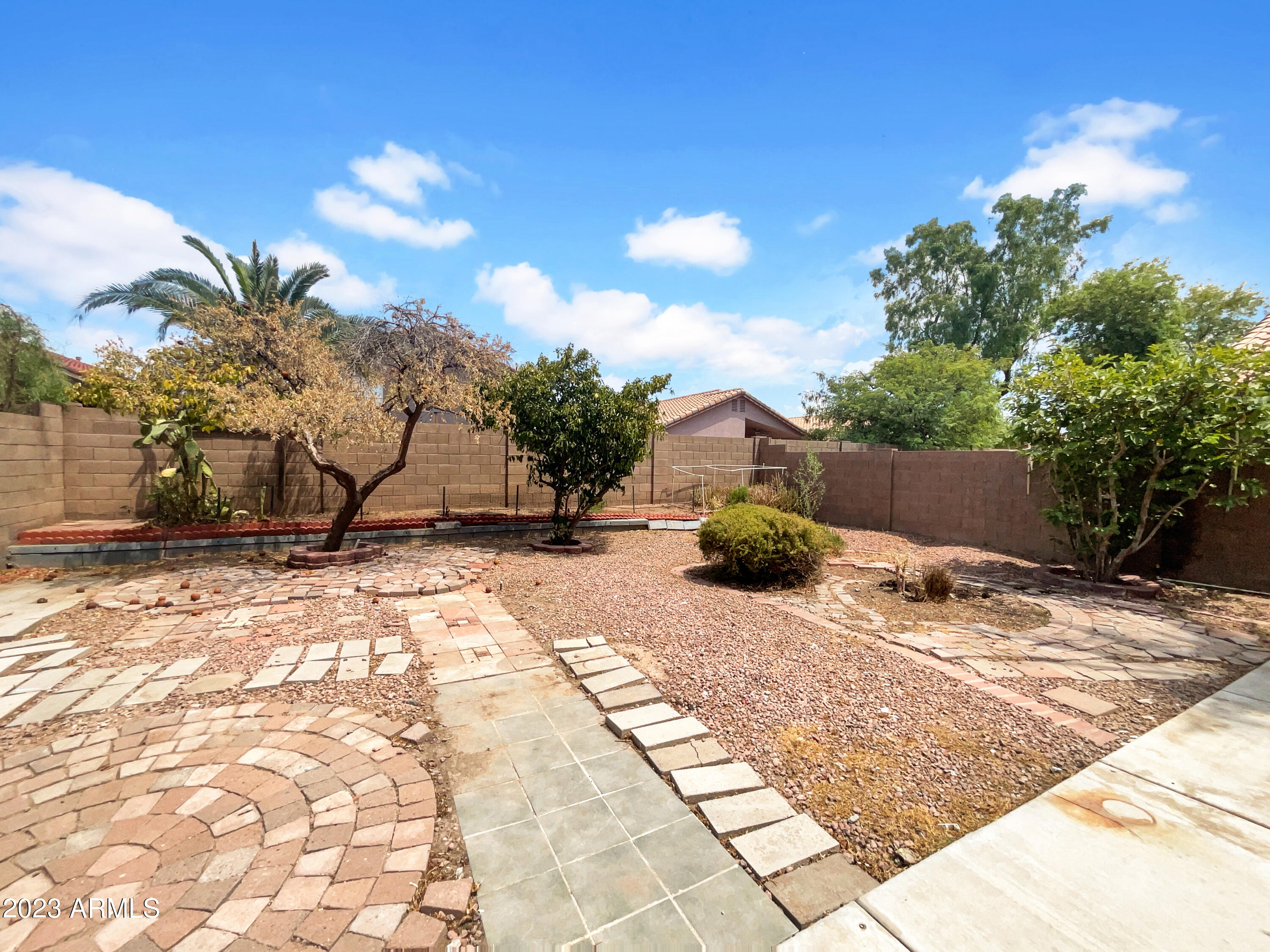 4136 West Charter Oak Road Phoenix, AZ 85029 - Photo 35 of 35 photo_33