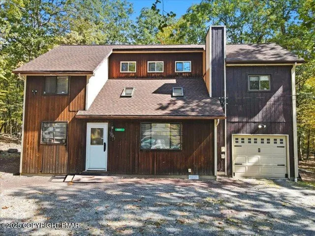 $315,000 | 3227 Stonehenge Drive, East Stroudsburg, PA 18301