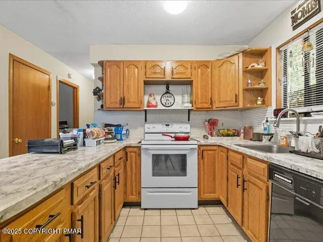 $315,000 | 3227 Stonehenge Drive, East Stroudsburg, PA 18301