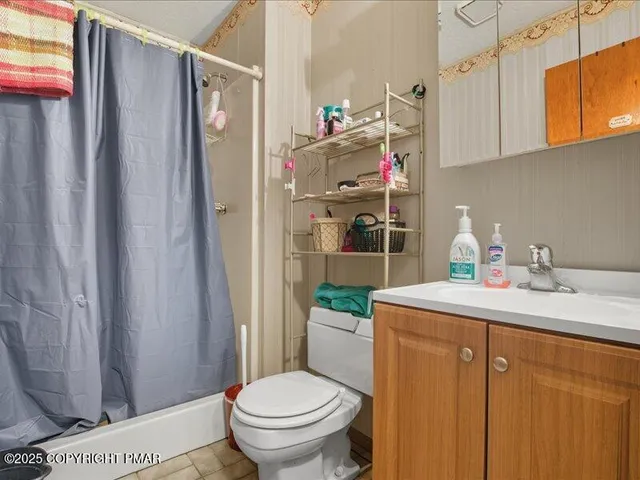 $315,000 | 3227 Stonehenge Drive, East Stroudsburg, PA 18301