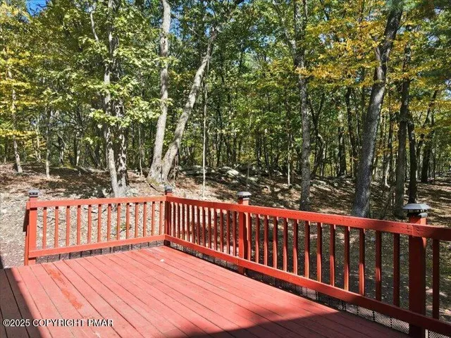 $315,000 | 3227 Stonehenge Drive, East Stroudsburg, PA 18301