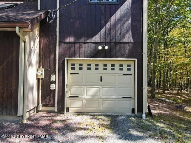 $315,000 | 3227 Stonehenge Drive, East Stroudsburg, PA 18301