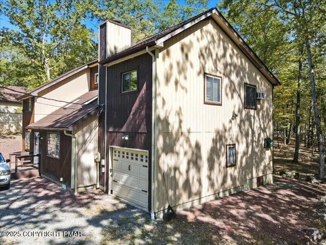 $315,000 | 3227 Stonehenge Drive, East Stroudsburg, PA 18301