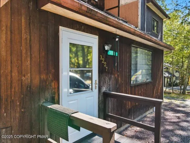 $315,000 | 3227 Stonehenge Drive, East Stroudsburg, PA 18301